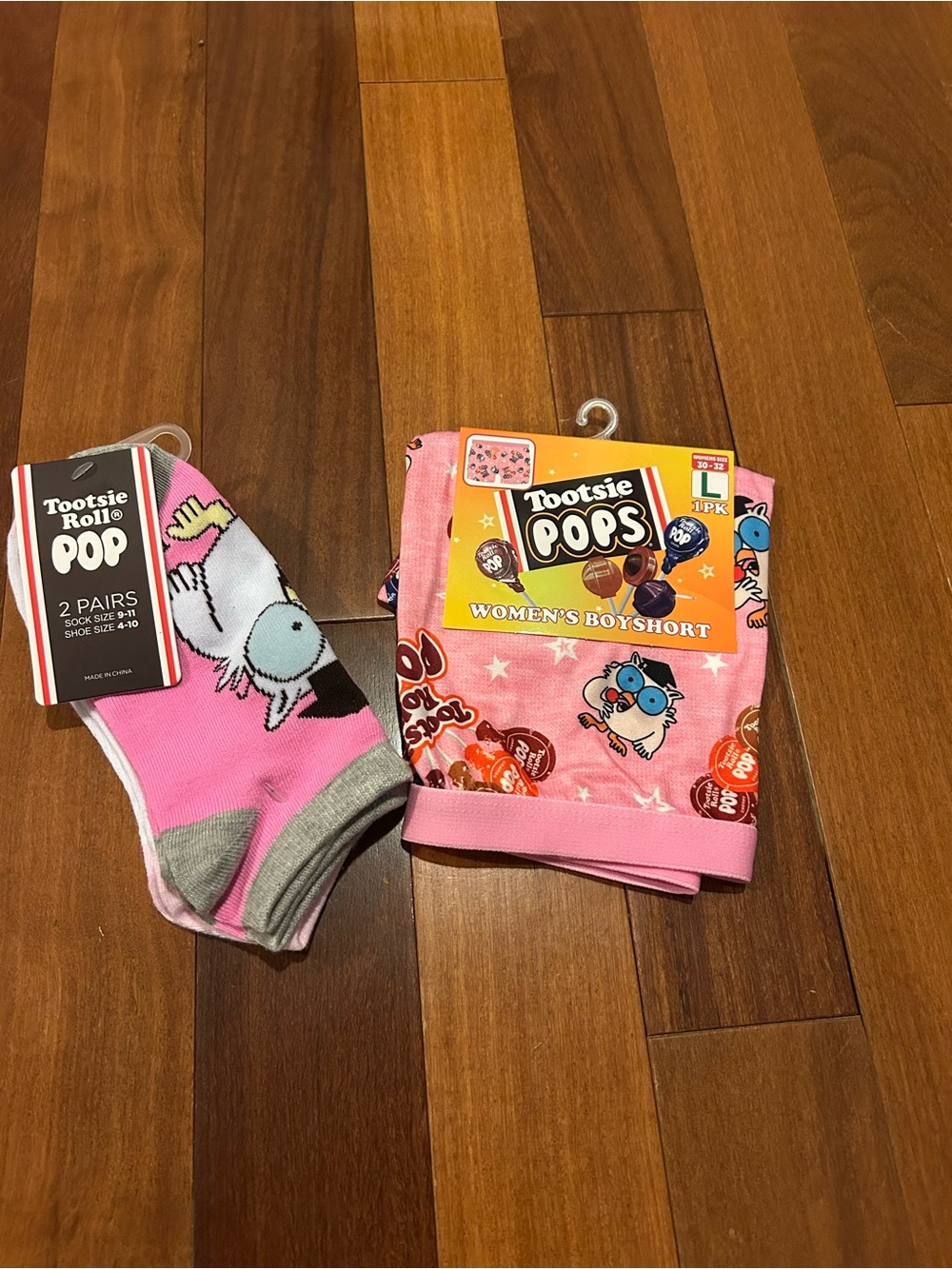 Pink Women's Tootsie Roll Pops Boyshort & Socks Set
